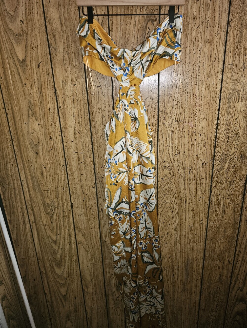 FASHION NOVA Marigold Satin Pack Your Bags Cut Out Strapless Jumpsuit - Large - Picture 5 of 12